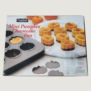 Chicago Metallic Mini Pumpkin Cheesecake Pan 26128 12 Cup Non-Stick Bakeware New
